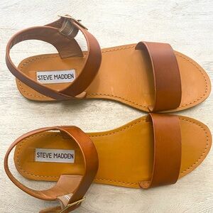Steve Madden sandals size 7M